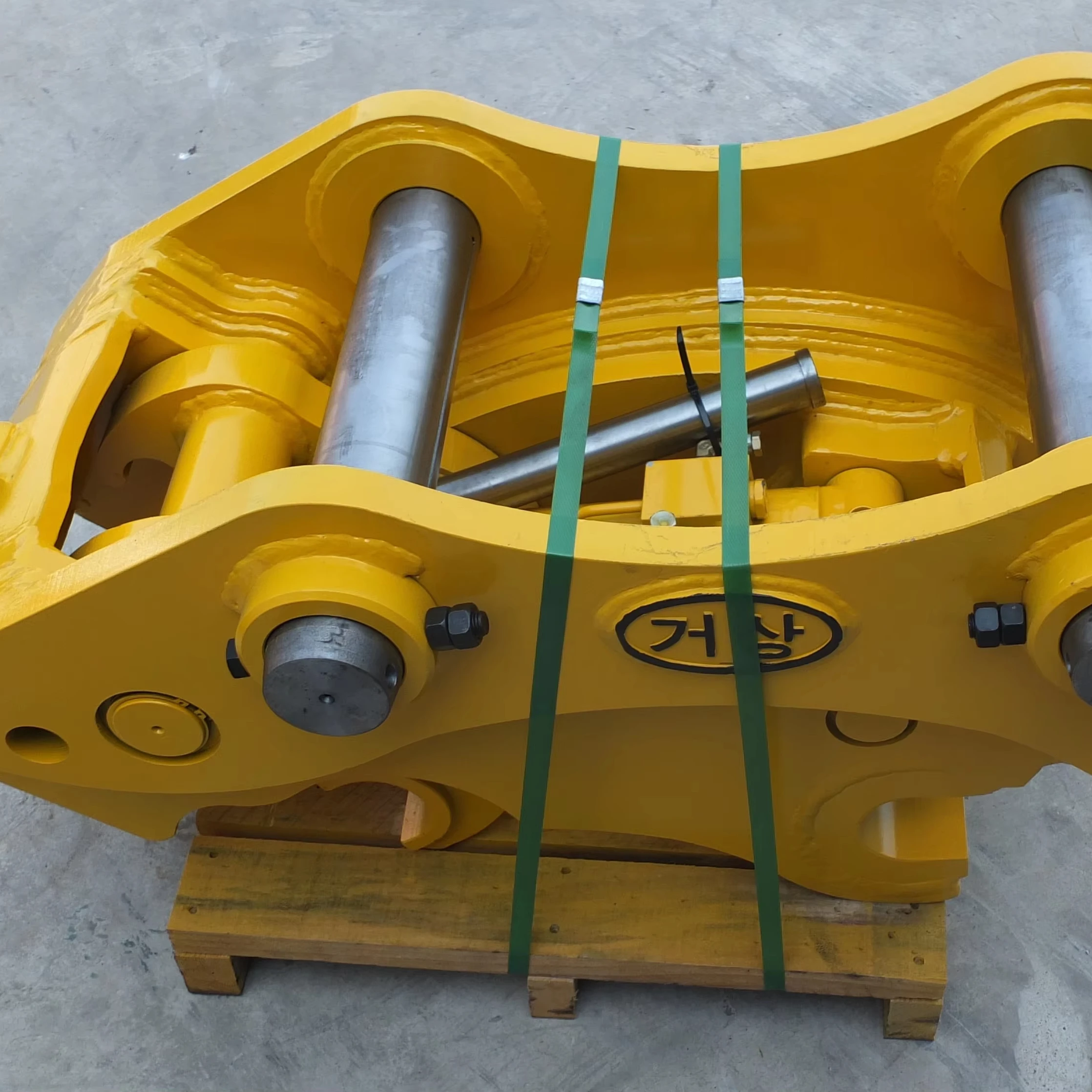Top Grade Mini Excavator Quick Hitch Quick Coupler with Long Time Service Micro Excavator Accessories