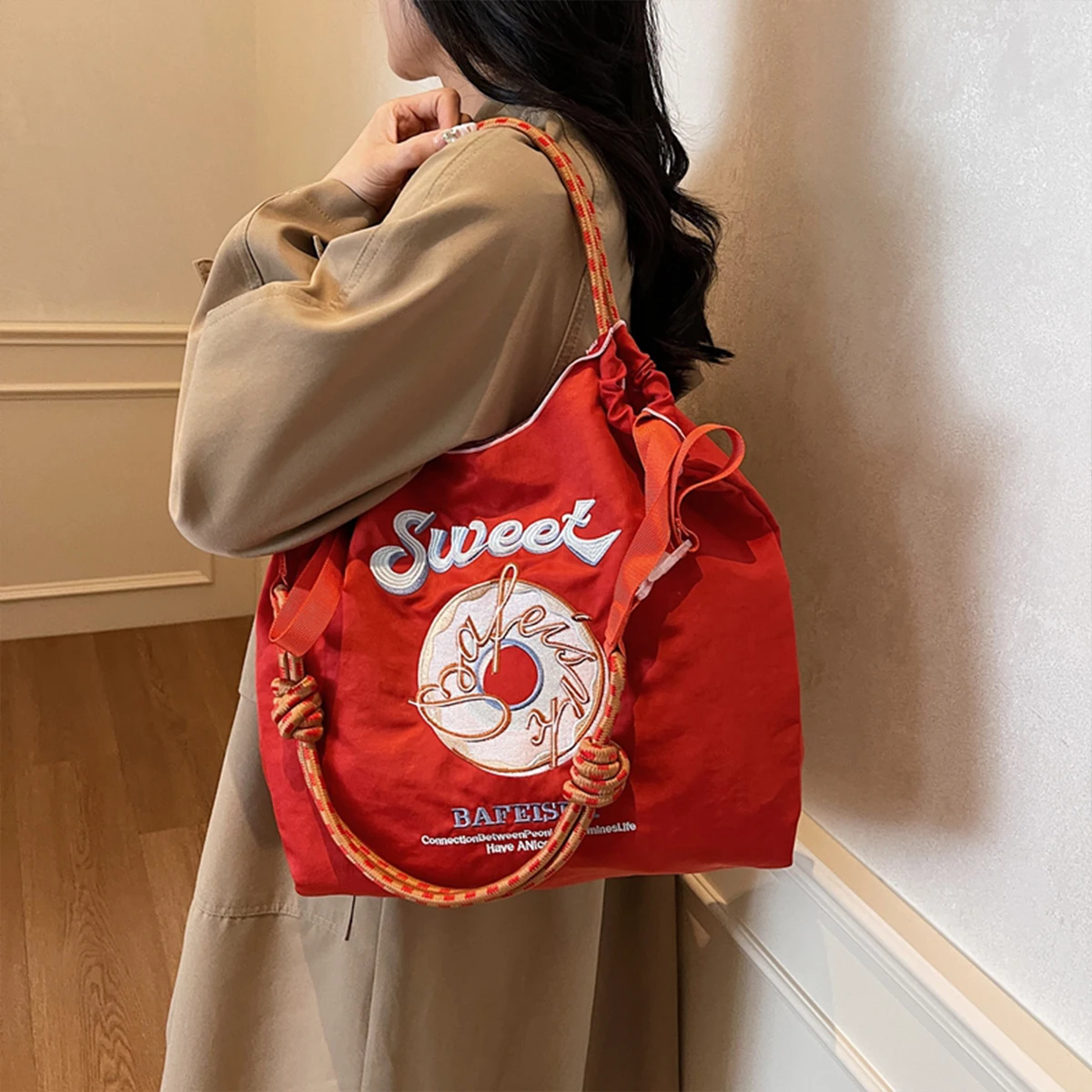 

Donut Embroidery Women Fashion Tote Shoulder Bag Lightweight Spacious Open Top Letter Print Solid Daily Commute Shopping Bag