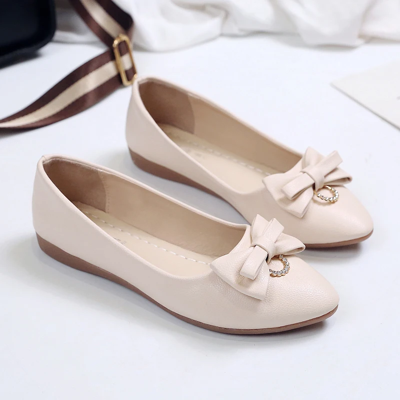 

Новые весенние женские балетки без шнуровки на плоской подошве с квадратной пряжкой, повседневная обувь на мягкой подошве с острым носком, женская Обувь