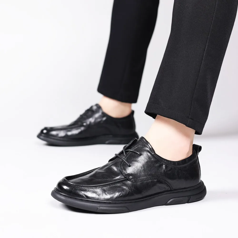 

Новая весенняя мужская дышащая нескользящая универсальная классическая модная простая модная обувь, кожаная мужская обувь из мягкой кожи, повседневная обувь