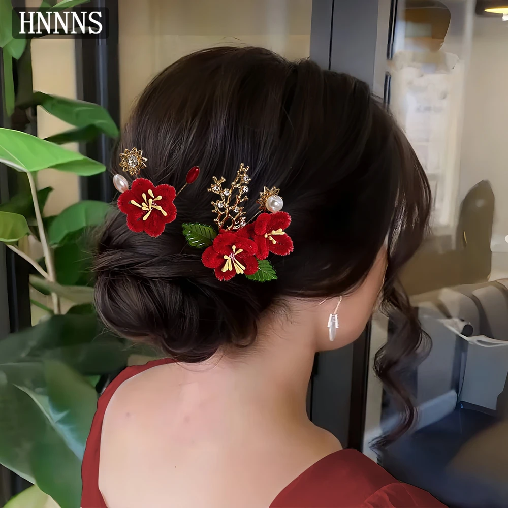 

HNNNS Chinese Style Bridal Hair Accessories Red U-Shaped Hair Clip Handmade 3D Flowers Hairpin Hair Jewelry For Wedding A393