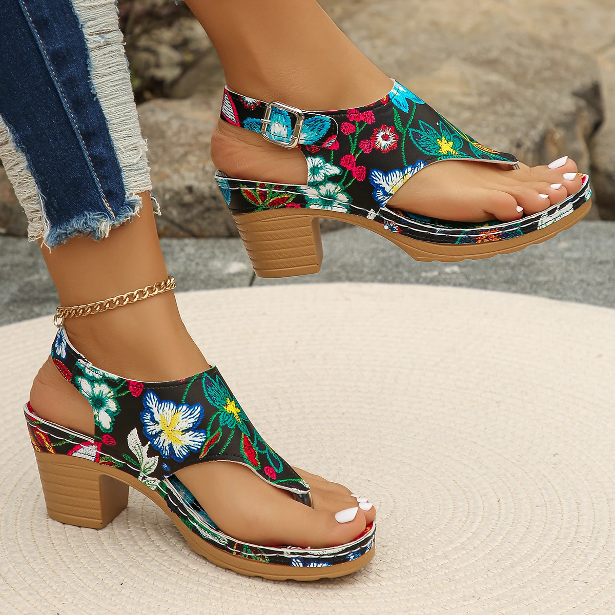 Fashion Summer Women Sandals Outdoor Mixed Colors Open Toe Shoes for Women Chunky Heels Large Size Rome Elegant Sandals Women