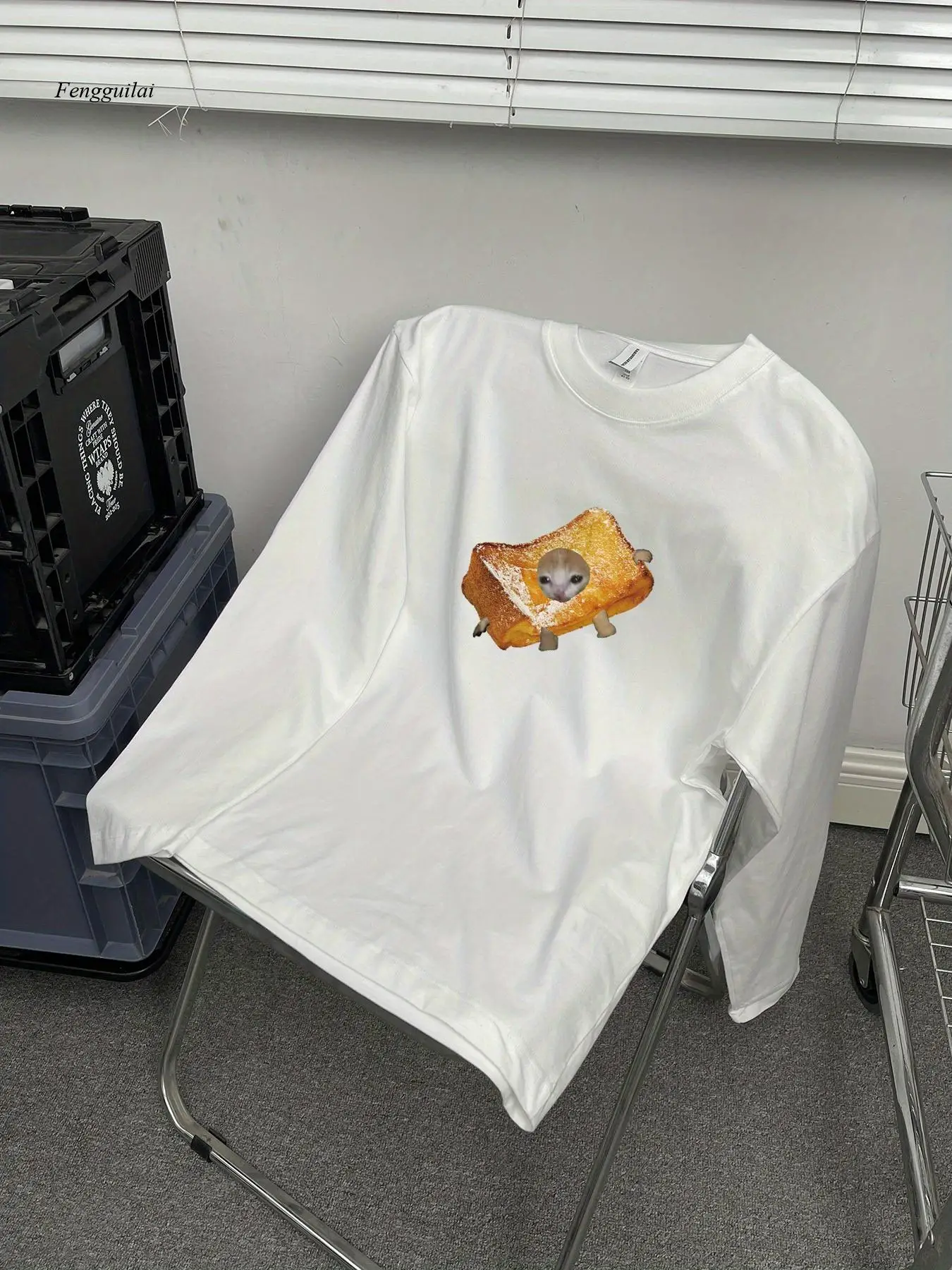 

Повседневная футболка с круглым вырезом и длинными рукавами — милый принт с мультяшным персонажем, стандартный крой, осенне-зимний модный топ для повседневной одежды