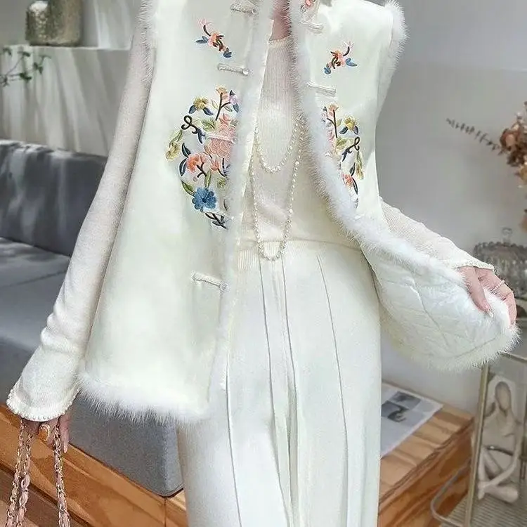 

Winter Embroidered New Chinese Style Cotton Padded Vest Women Waistcoat Jacket BodyWarmer Lightweight Stand Collar Vest TS635