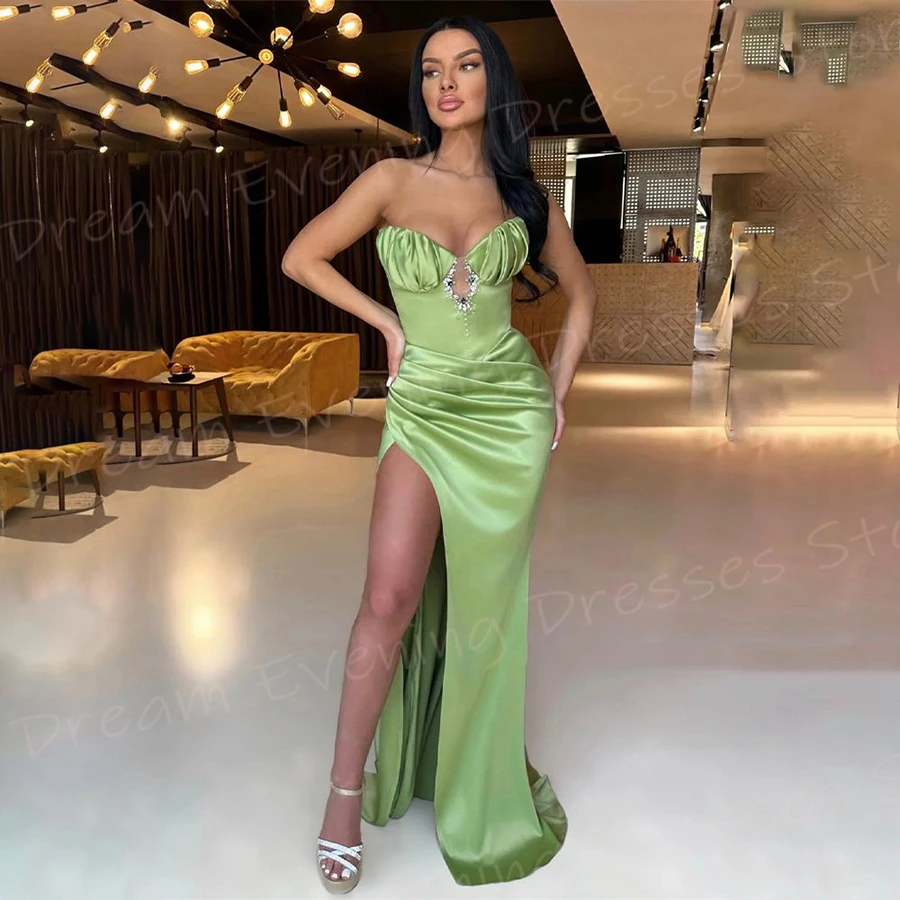 Vestidos de noite sem alças para mulheres, Vestido sereia verde simples, Vestidos de baile plissados simples, Sexy High Side Split