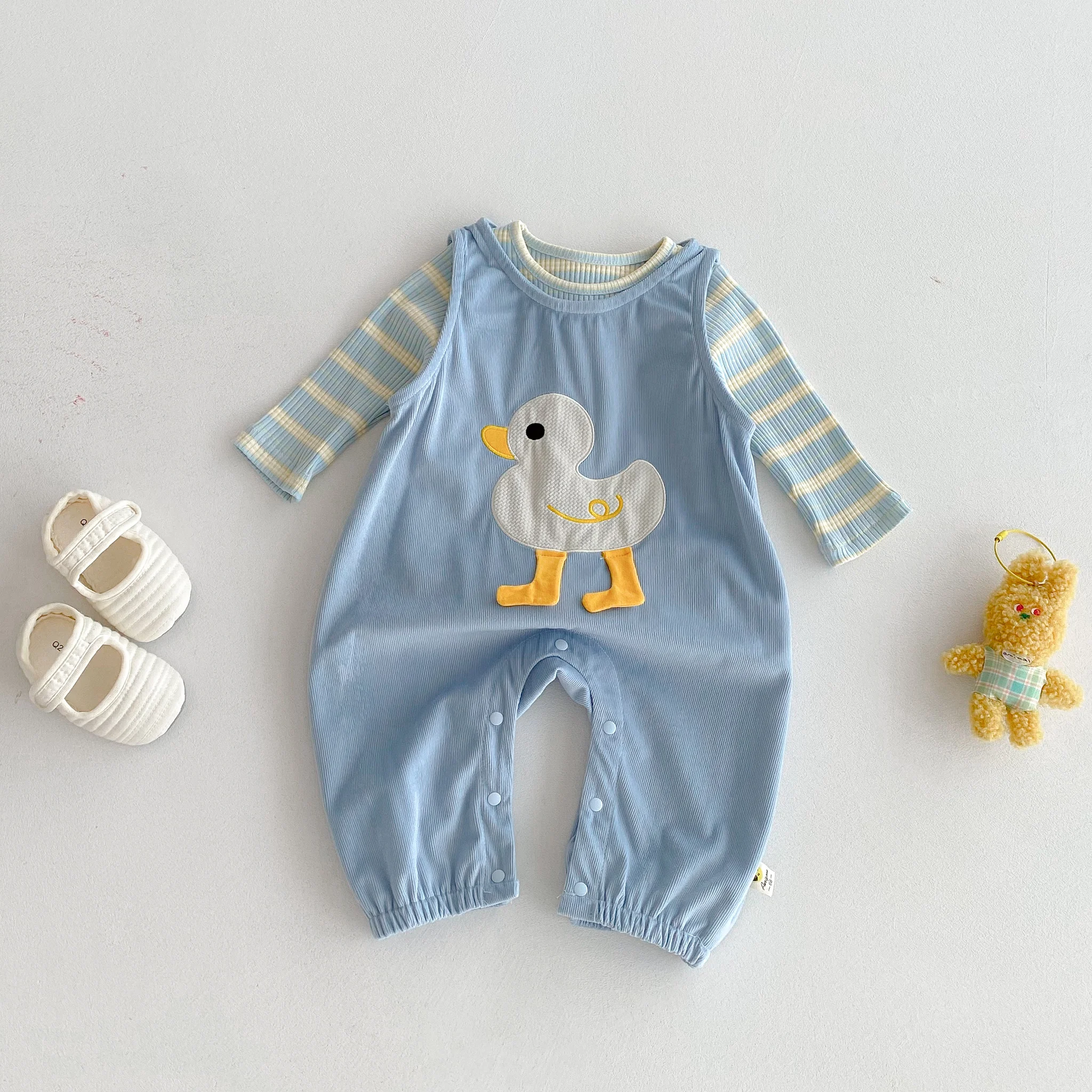 Fall Korean-Style baby Boy and Girl Cute Striped Base Layer Set with Duck-Shaped Drawstring Pants