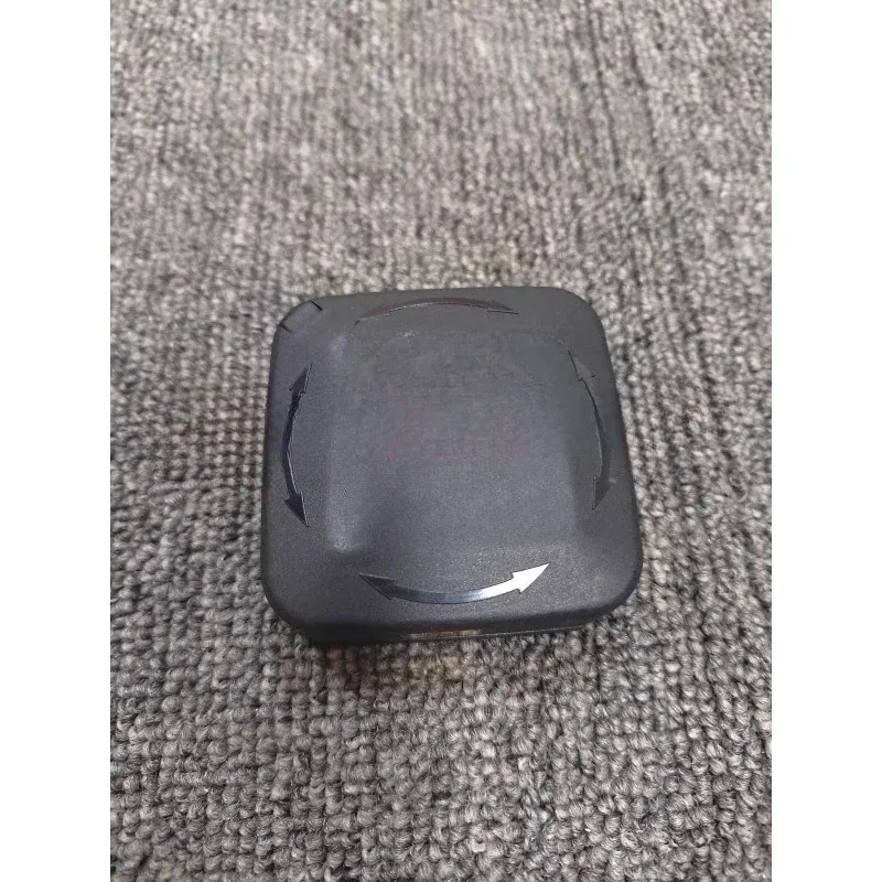 China Brand New Genuine Figzero Oil Filler Caps for BMW 3 7 Series E39 E87 E46 E90 E60 E65 E66 E83 318I 320I 730 5