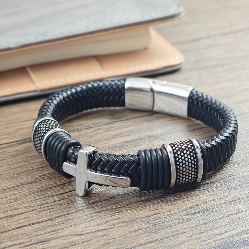 Luxuriöses Armband mit Kreuzdesign aus schwarzem Leder, magnetisch, reif, stabil und elegant, das beste Geschenk für Herren-Armband-Schmuck.