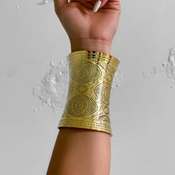 Exaggerated Africa Ethnic Big Wide Cuff Open Bangles for Women Retro Heavy Metal Arm Bracelet Grunge Wrist Jewelry Steampunk Men