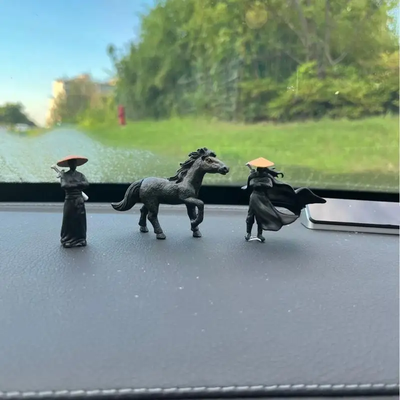 Resin Mini Figurines Decorative 50mm Ancient Sino-Japanese Samurai Warriors Office Cubicle Home Desktop Car Interior Model Gifts
