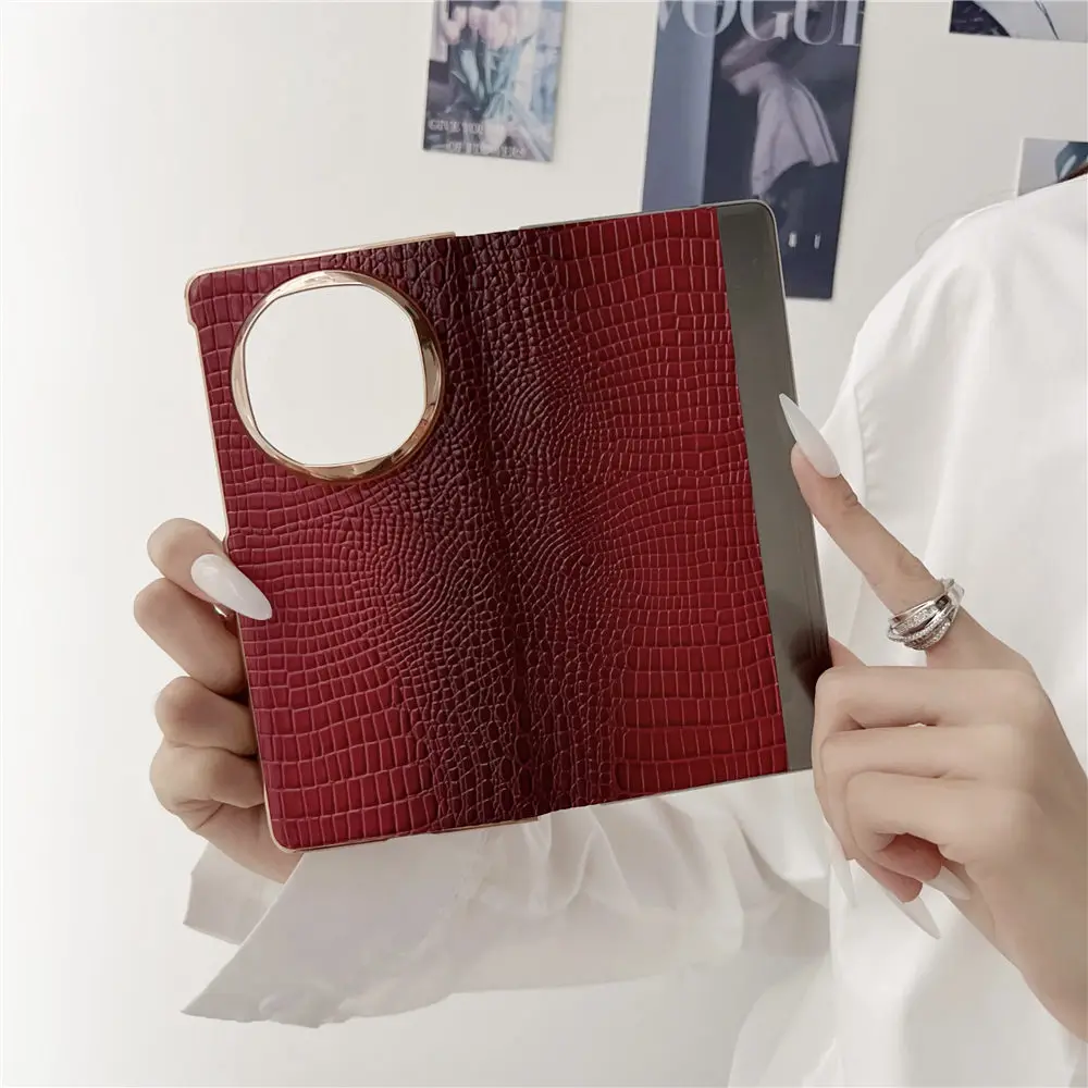 

Premium Natural Cowhide Leather Crocodile Pattern Case for Huawei Mate X6 Business Cover