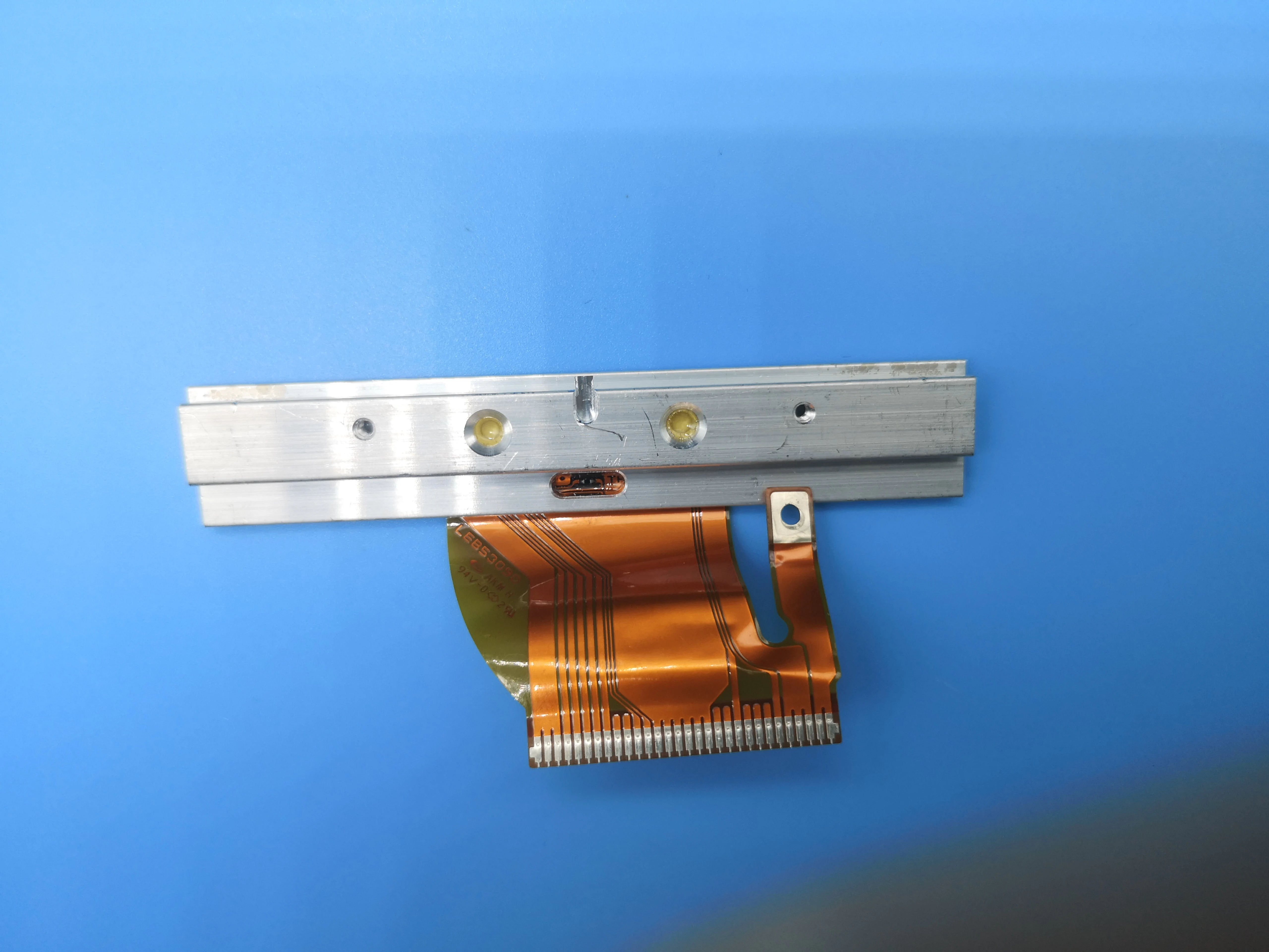 P1063586 Handheld T…