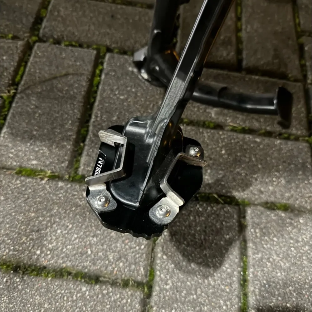 2025 Motorcycle For Honda NT1100 2024 NT 1100 Kickstand Extension Plate Foot Side Stand Enlarger Support Plate 2021 2022-2023