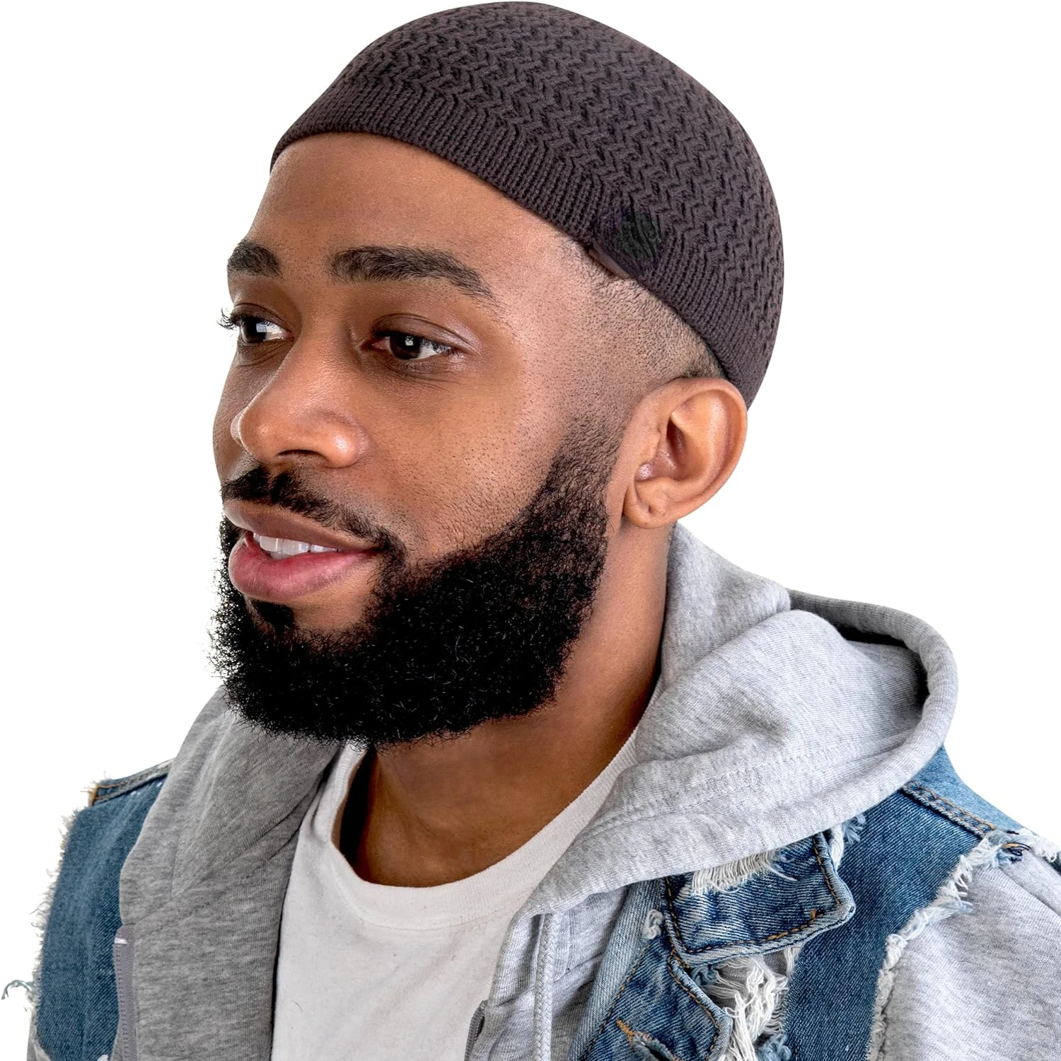 

th our chic and contemporary essentials. Discover the luxurious comfort of our stylish and sophisticated pieces. Elevate your ev