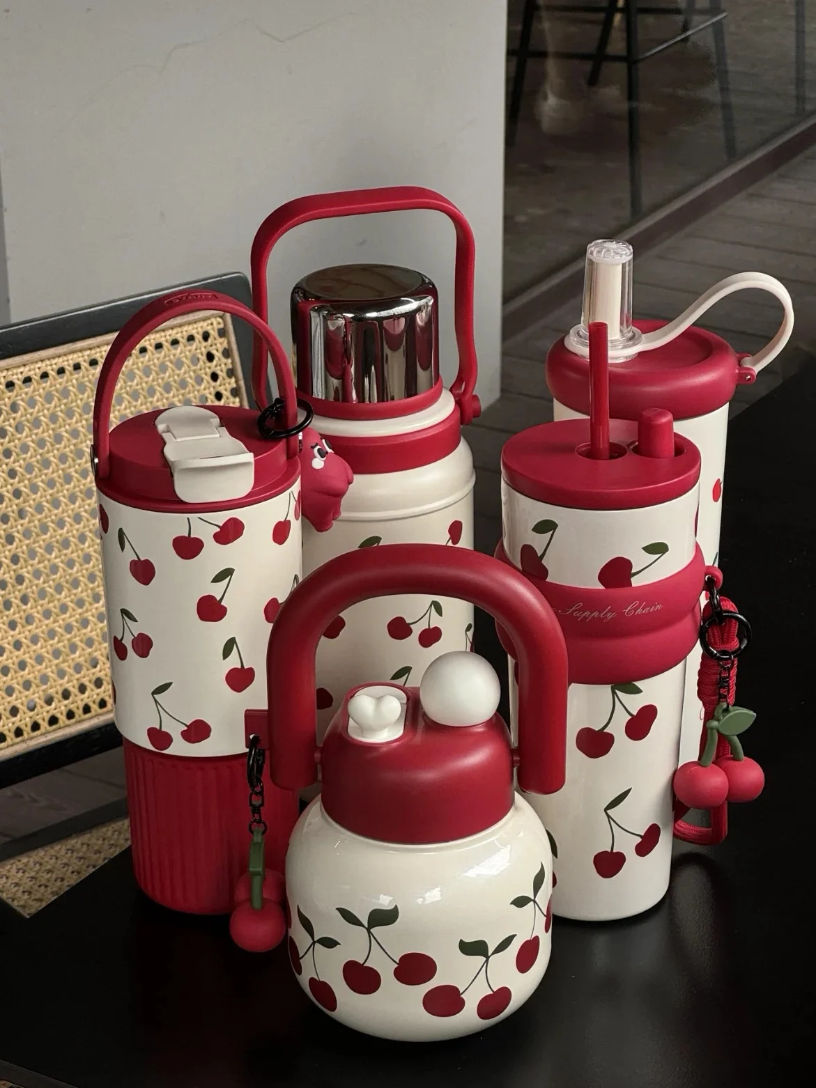 

Портативная термокружка из нержавеющей стали серии Cherry, милая, с мультяшными элементами, легко моется