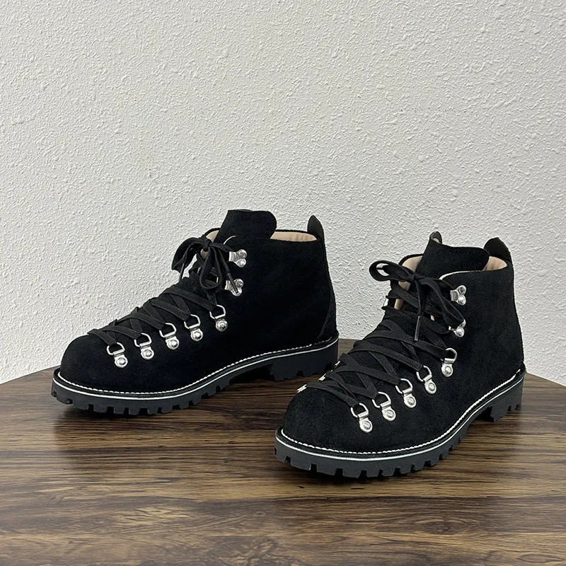 Men Retro Hiking‑Inspired Suede Ankle Boots Metal Eyelets Lace‑up Rugged Lug Non‑slip Sole Outdoor Casual Daily Walking Boots