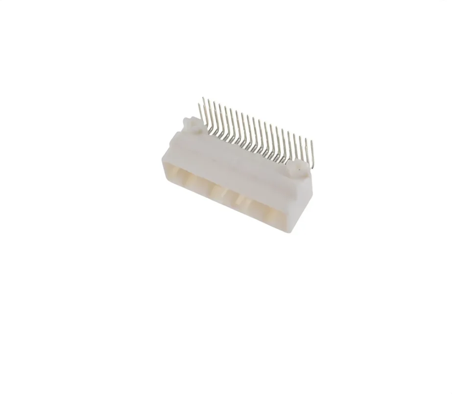 New Connectors 1318384-2 1318384 Automotive Connectors 025 I/O CAP HSG ASY 40P Electronics In stock