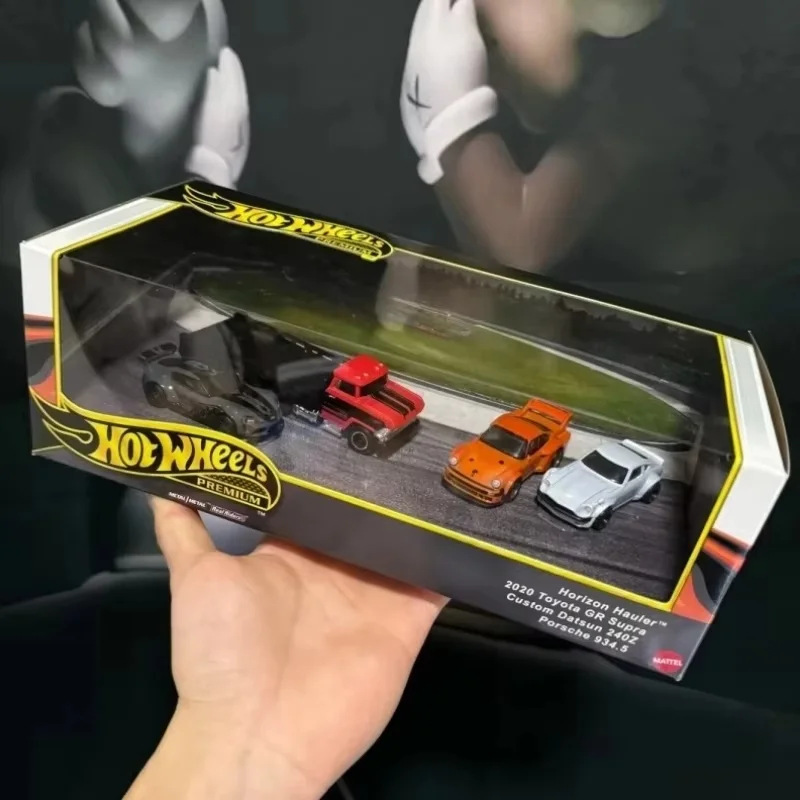 حار جديد بيع حقيقية Hot Wheels Gmh39 مجموعة كلاسيكية من أربعة صناديق هدايا عالية الجودة لهدايا عيد ميلاد مرآب السيارات