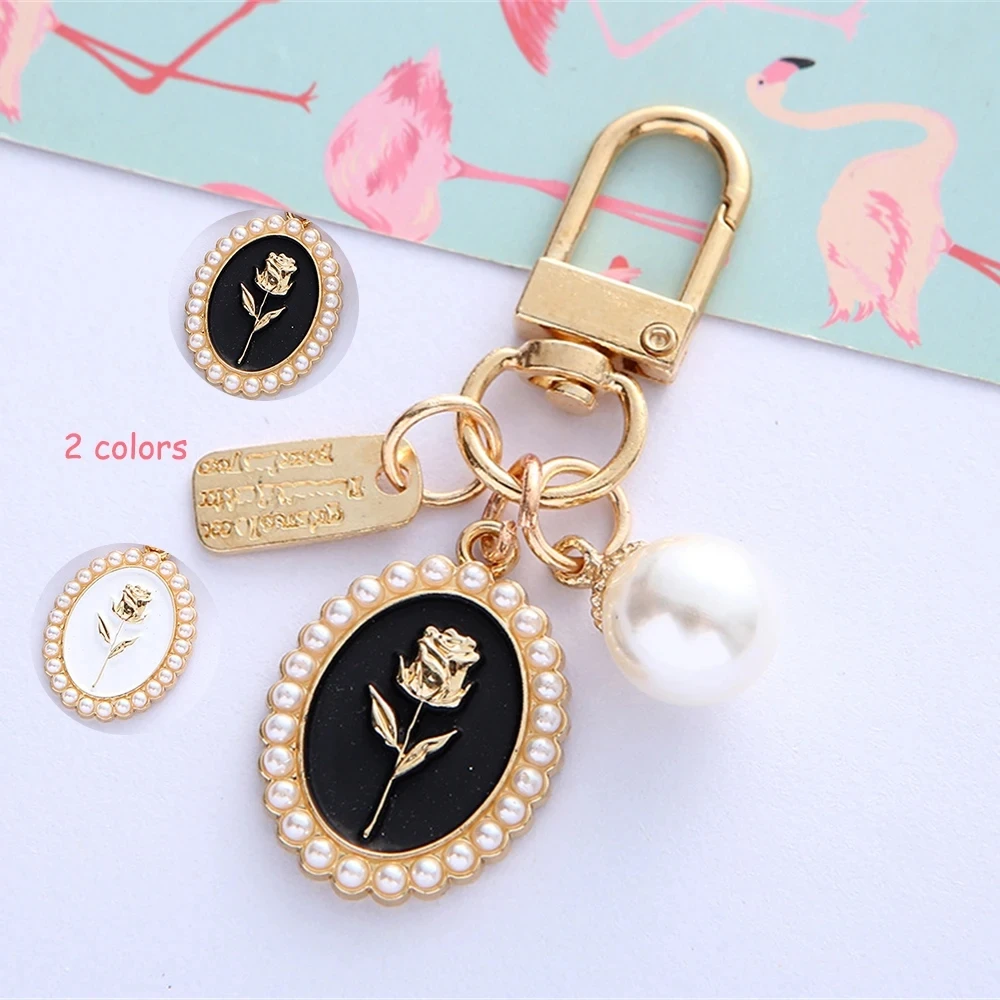 Korean Imitation Pearl Rose Keychain Simple Metal Hangtag Pendant For Women Earphone Phone Charm Bag Key Accessorie Jewelry Gift