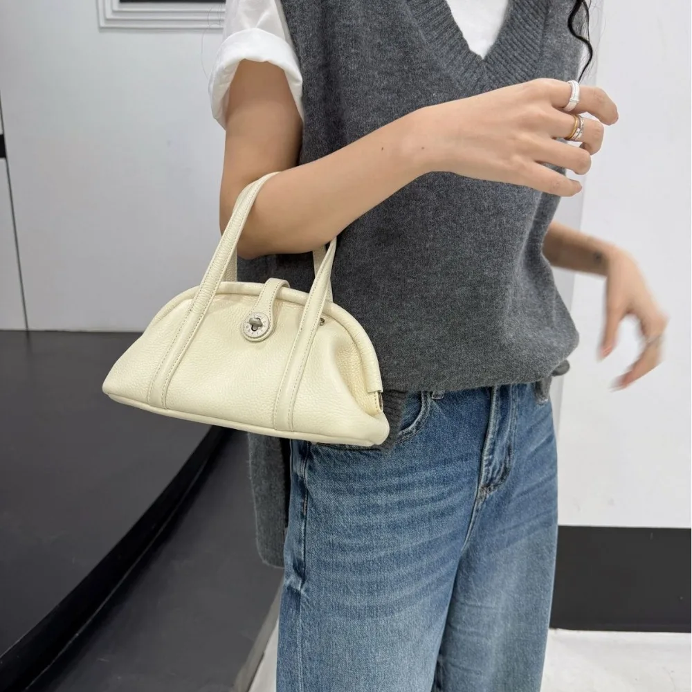 Mini Shell Bag Retro Handbag 2026 New Multi-color Versatile Commuter Women's Texture Unique Fashion Simple Casual Daily Premium