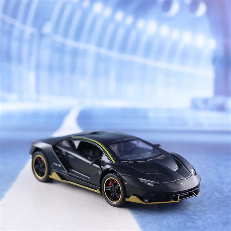 1:32 Lamborghini LP770-4 supercar Simulation Diecast Metal Alloy Model car Sound Light Pull Back Collection Kids Toy Gift A226