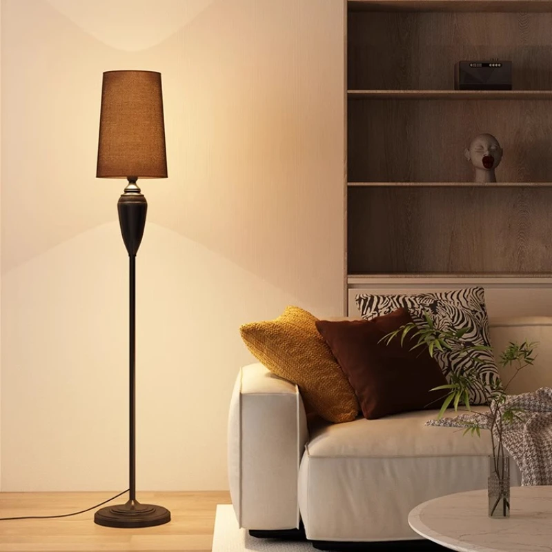 

Creative Cloth Floor Lamps Living Room Bedroom Bedsides American Retro Atmosphere Homestay Sofasides Corner Standing Light Decor