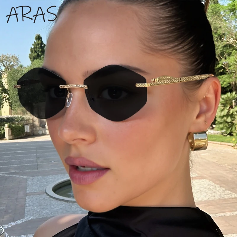 

Vintage Square Punk Rimless Rhombus Sunglasses Women 2025 Luxury Brand Polygon Sun Glasses For Ladies Metal Frame Eyewear Shades