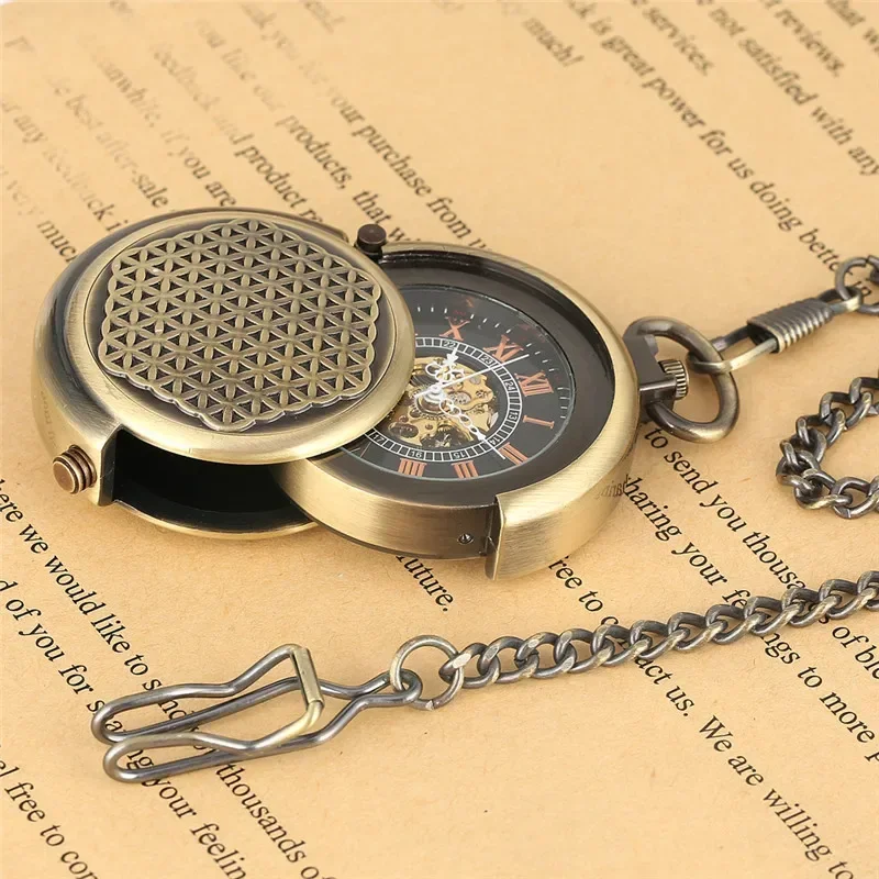 Bronze Handwinding Mechanical Pocket Watch Roman Numerals Display Skeleton Clock for Men Women Pendant Chain Timepiece Reloj