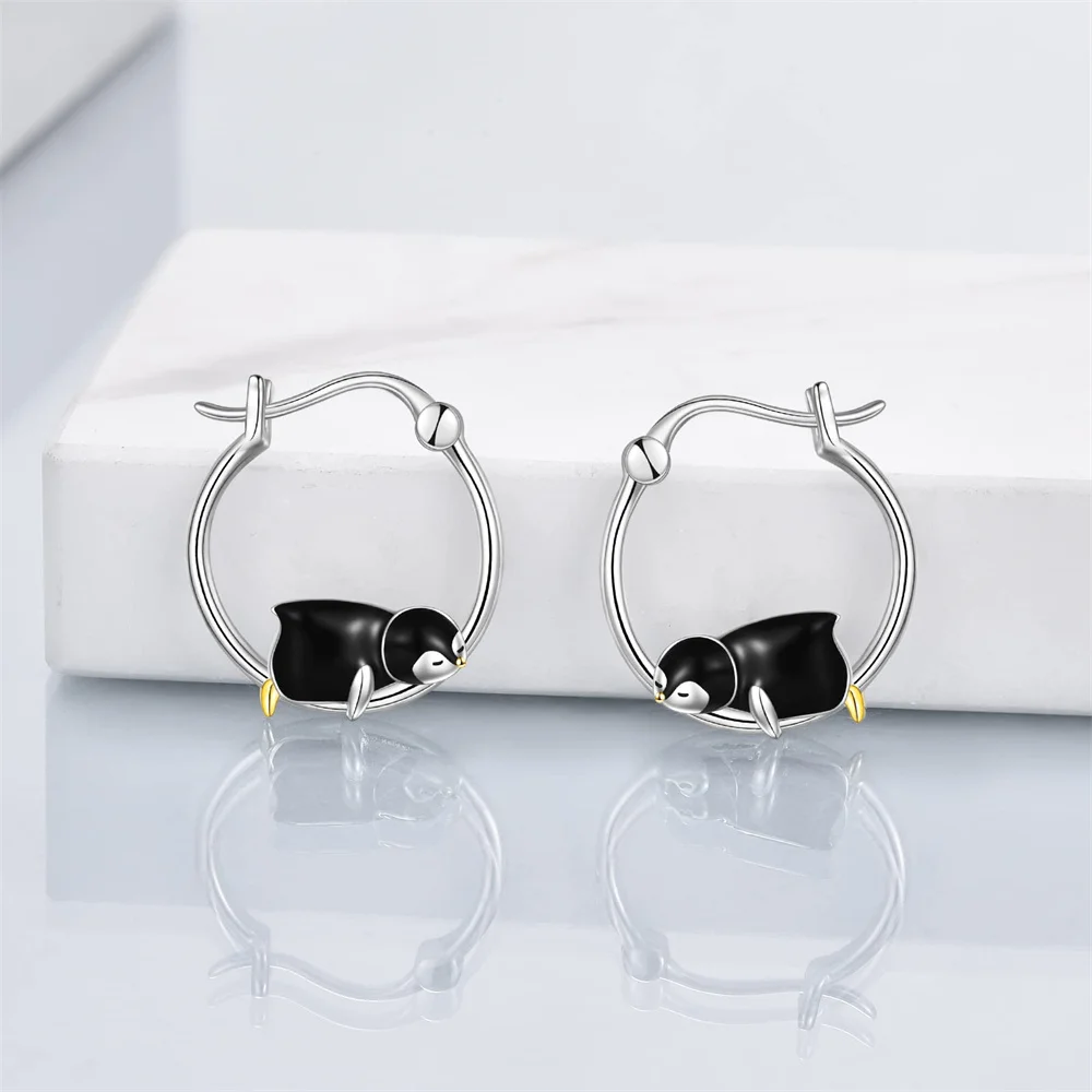 New Penguin Silver Plated Hoop Earring Fashion Cute Delicate Dazzling Enamel Animal Dropearring Jewelry Gift for Women Daughter