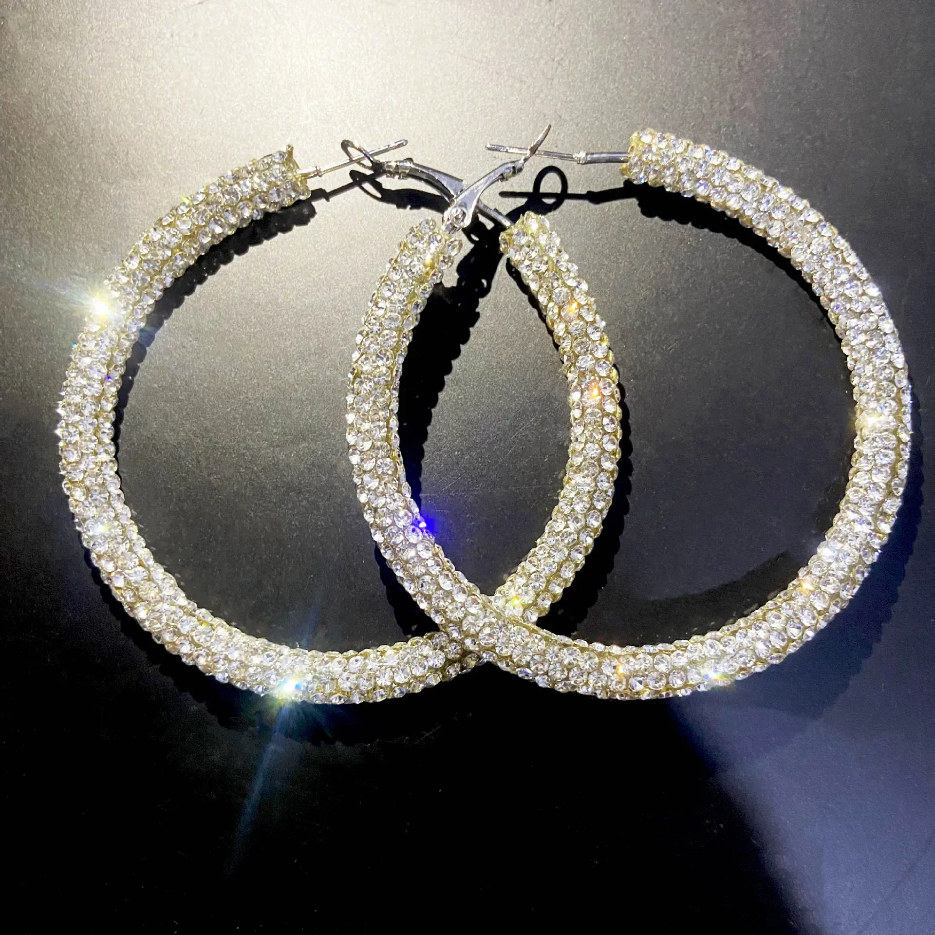 Y2K Blue Crystal Hoop Earrings Korean Fashion Charms Circular Ring Earrings for Women Punk Jewelry Sexy Accessories Geometry