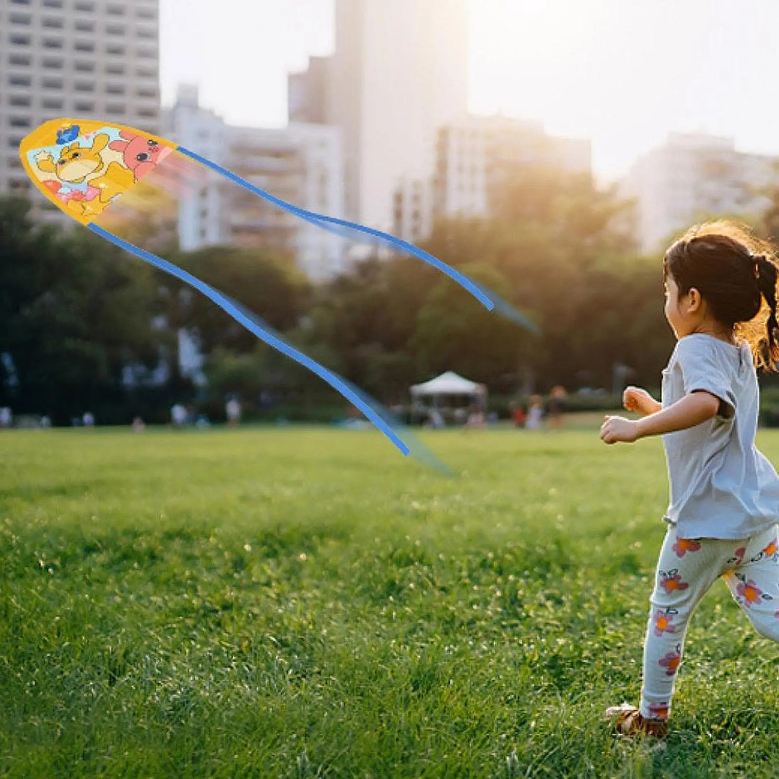 

Thumb Ejection Kite Kid Toys Easy to Fly Flying Toy Portable Launch Kite
