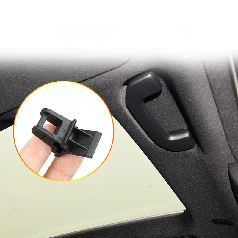 

Car Roof Grip Handle Pillar Handle Buckle Safety Clip For Mercedes Benz W176 W177 W246 W463 W222 W447 W448 W166 W156 W117 W257