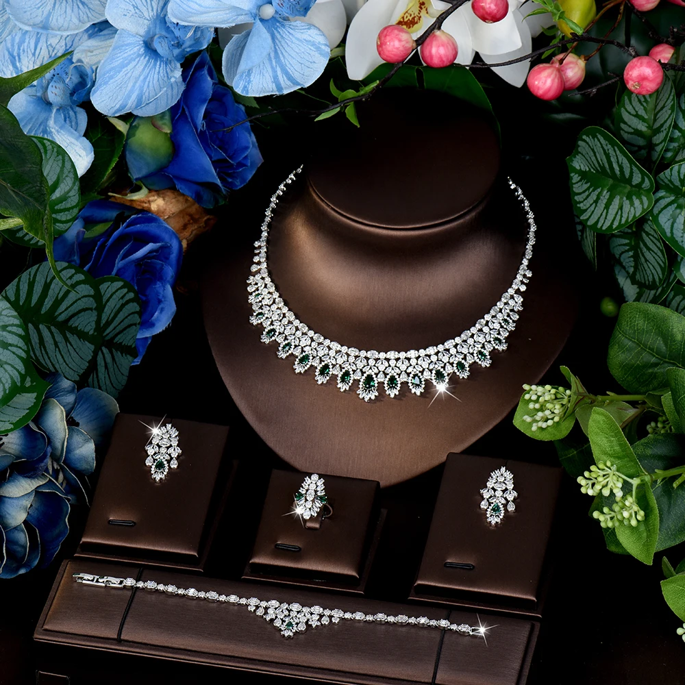 

Dazzling Stunning Women Green Necklace Earrings Bracelet Jewelry Crowd Spotlight Set 4 Piece Nigerian Wedding Festival M-697