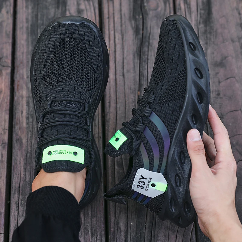

New Men's Sports Shoes 2025 Hot Sports Fashion Color Shift Stripes Sneakers Lightweight Trendy Casual Running Basketball Shoes
