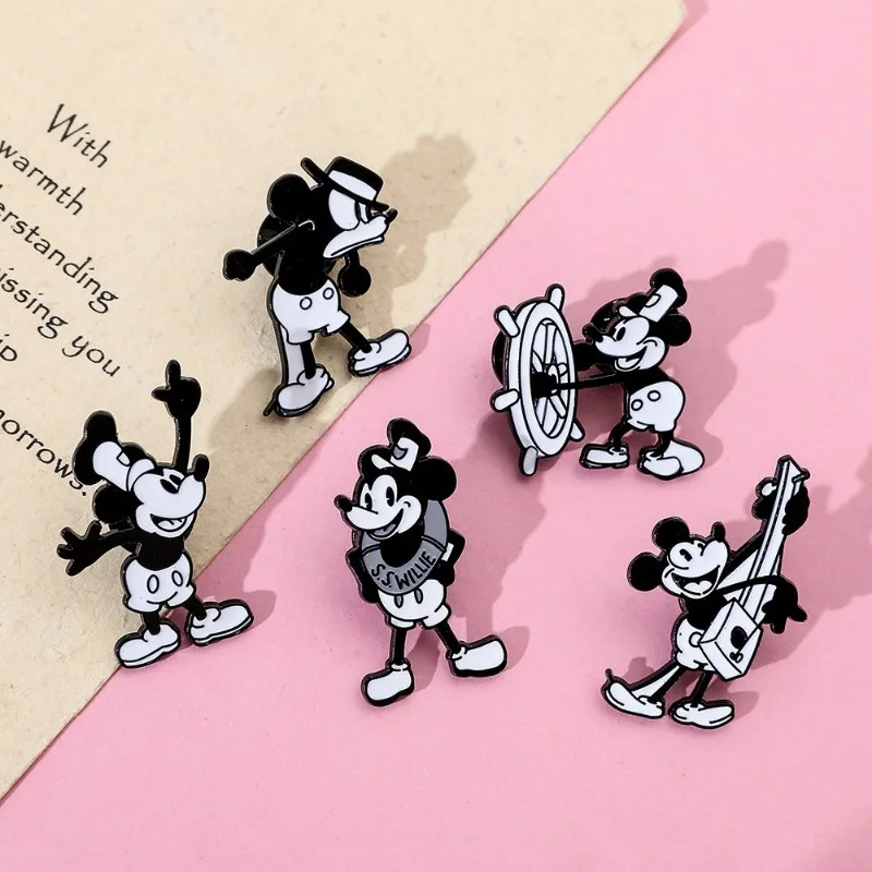 Disney Classical Anime Figure Brooch Cartoon Mickey Mouse Pin Anime Merchandise Decoration Cute Children Birthday Christmas Gift