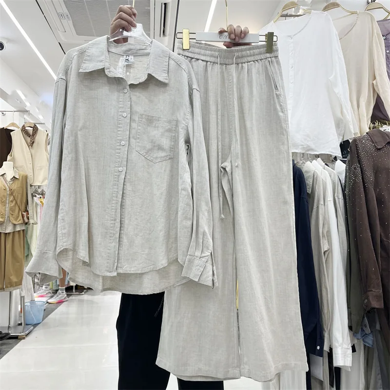 

Комплект SuperAen 2026: Новая модная коллекция весна-лето – простая льняная хлопковая рубашка с отложным воротником и длинными рукавами для женщин, в комплекте с широкими брюками.