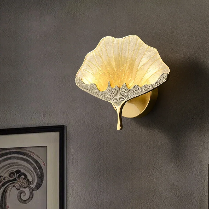 

[Ginkgo biloba leaf] Wall lamp bedroom 2024 new light luxury high-end living room wall lamp new Chinese bedside enamel color