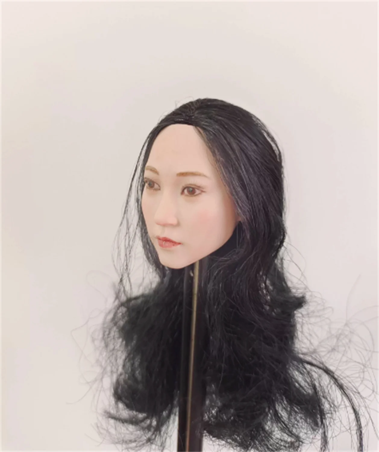 

1:6 Scale Model head Sculpt Expression Female Pale Head Sculpt Carving Black hair Model for 12'' Girl Action Figure Toys