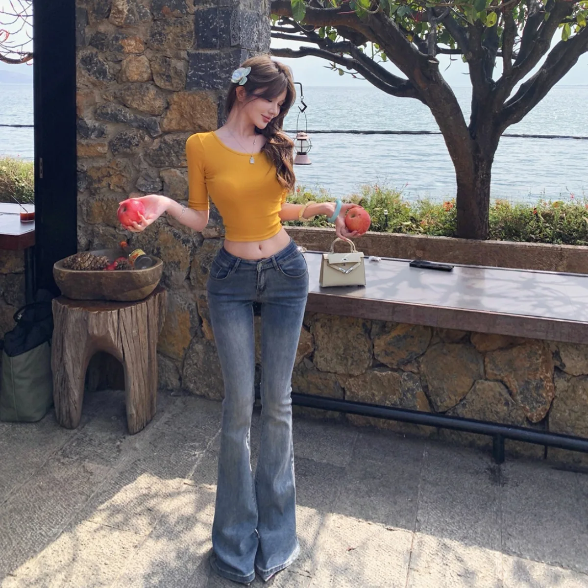 

Slim Fit Short Sleeve T-Shirt Women's High Waist Bell Bottom Jeans Cotton Stretch Denim Spring Summer New Style round Neck Top