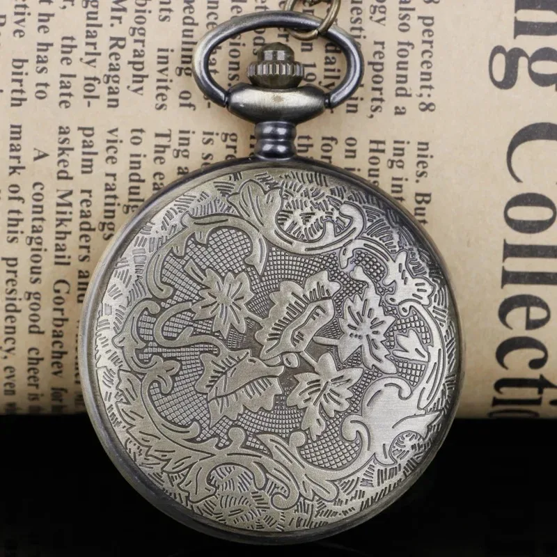 الكلاسيكية الكرتون أنيمي الذهب سانت خمر الإبداعية الجوف ساعة جيب كوارتز مع سلسلة قلادة سلسلة الرجال الأطفال