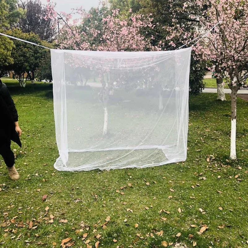 Easy to travel with outdoor mosquito nets