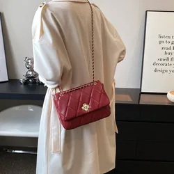 2024 spring and summer new four-leaf petal diamond chain box small bag ladies single shoulder crossbody bag leisure  square bag