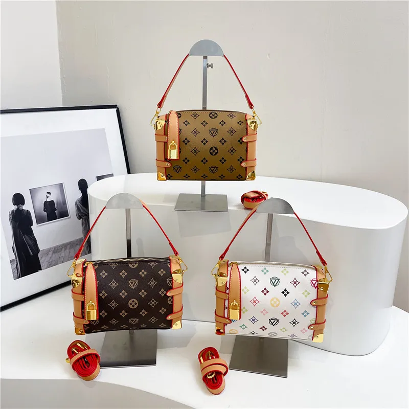 

Women's 2025 Vintage Print Bucket Bag - High-End Niche Handheld Crossbody Trendy Commuter Gift Bag