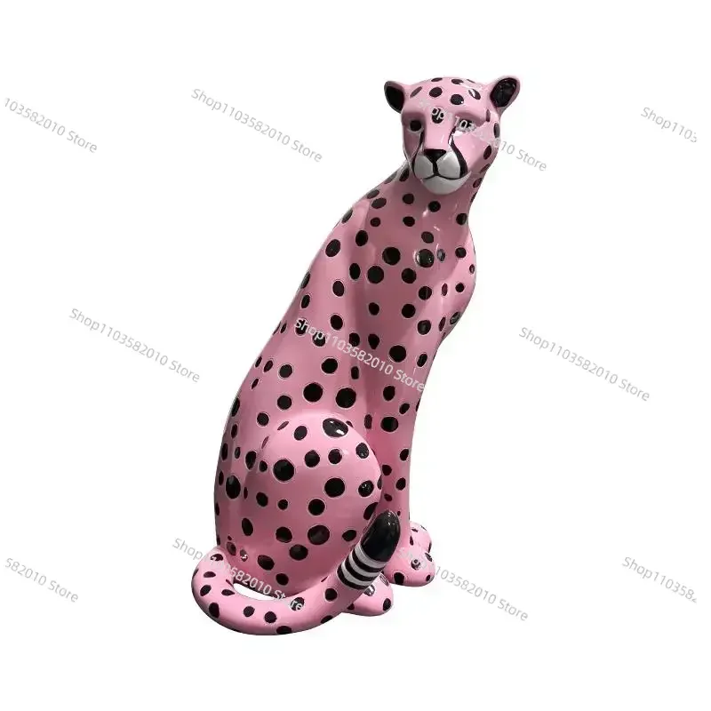decoracion-ligera-de-lujo-para-el-hogar-estatuilla-de-animal-rosa-modelo-de-leopardo-de-resina-adorno-creativo-decoracion-de-escritorio-para-sala-de-estar-y-dormitorio