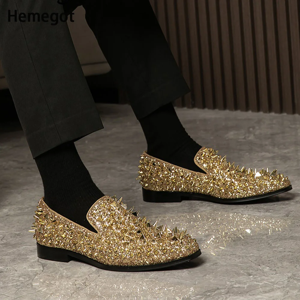 Men Rivets Loafers Bling Bling Gold Glitter Round Toe Slip-On Flat Leisure Shoes Flat Shoes for Man Party Shoes Male Gold Shoes