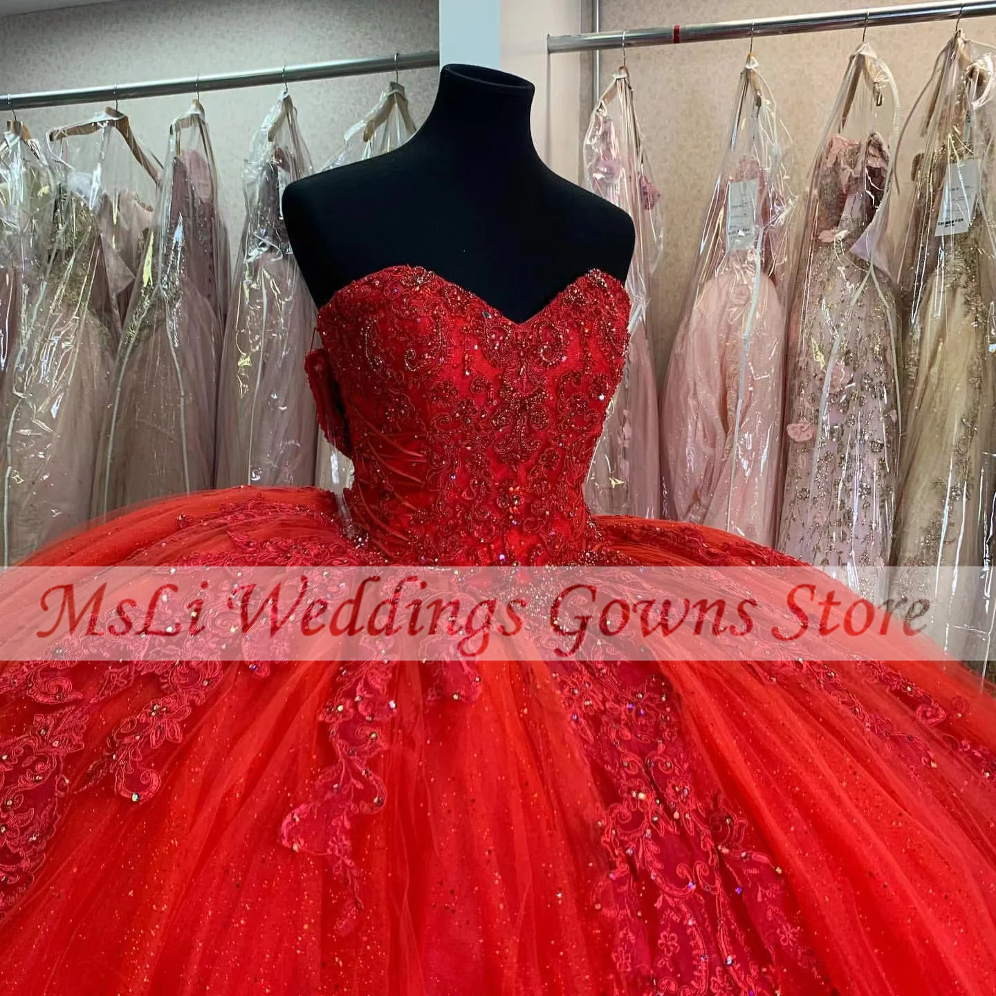 فساتين Quinceanera حمراء للبنات 16 مطرزة بالخرز زين بدون حمالات الأميرة الكرة فساتين Vestido De XV Anos ثوب مخصص