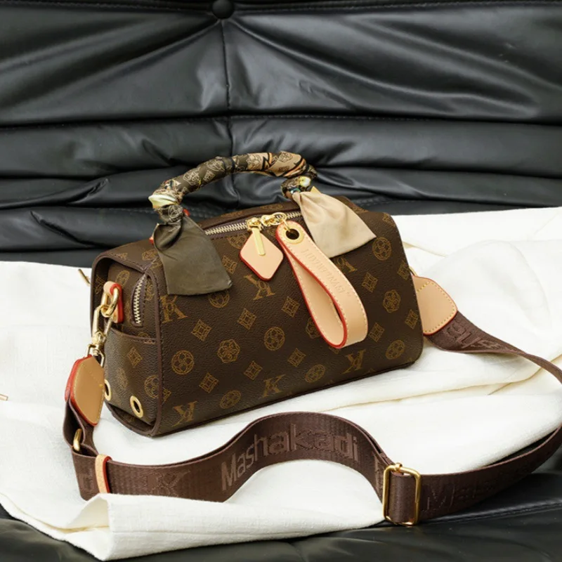 

2025 Pillow Top Handle Bag, Women's Chic Shoulder Purse, Versatile Crossbody Day to Night Tote, Sling Bag, Minimalist Leather