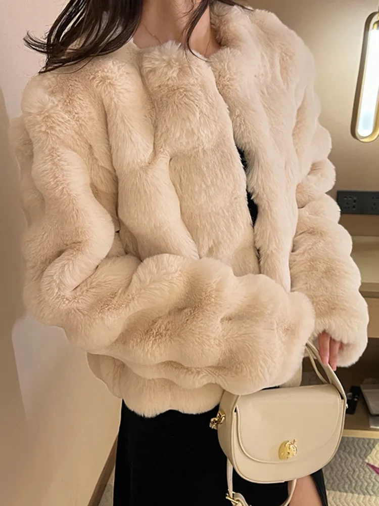 UCXQ Fashion Faux Fur Coat Korean Style Covered Button Unique Texture White Elegant Women's Coat Women 2024 Autumn Winter 3C1832