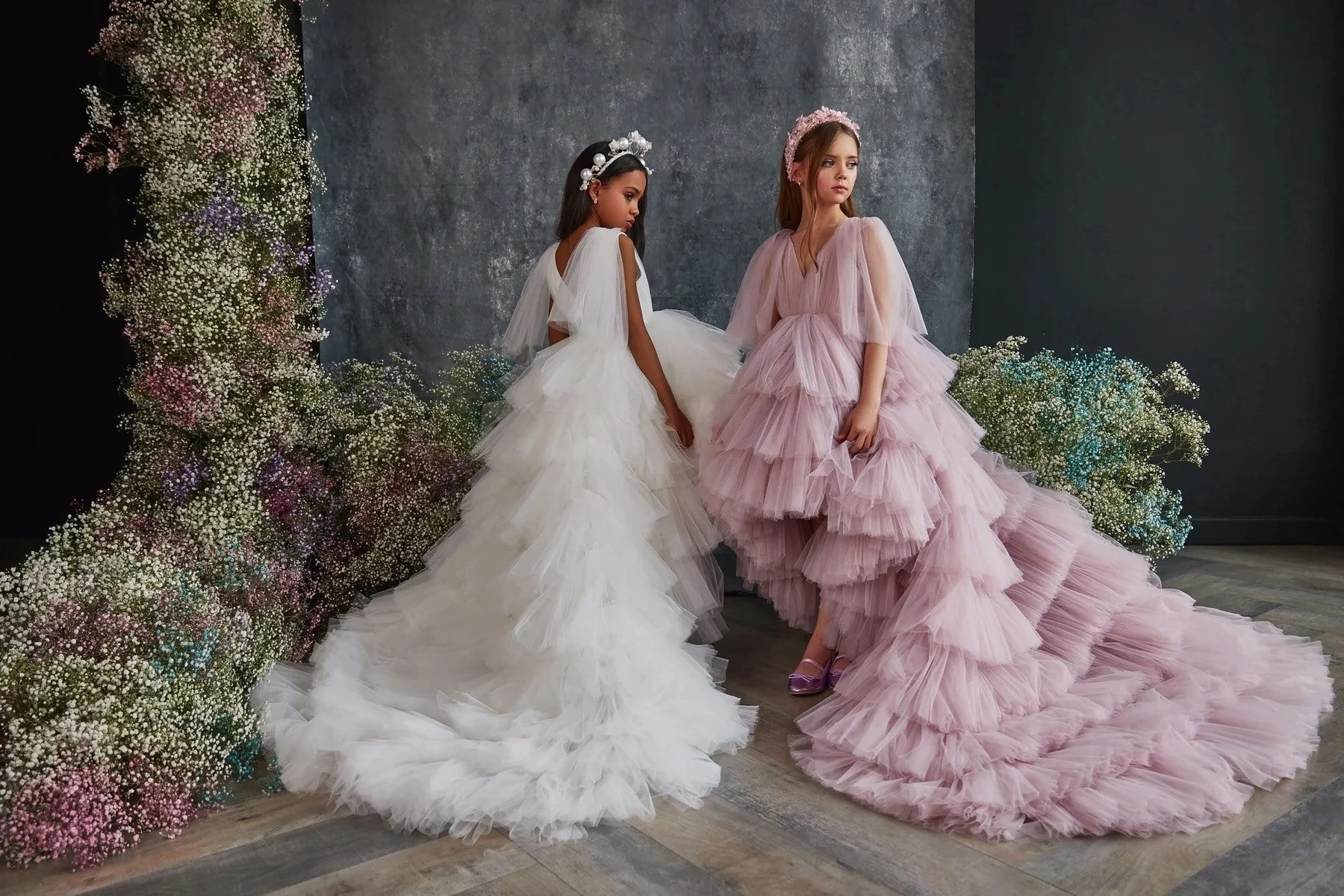 Vestidos de niña de flores rosas para bodas, línea A, cuello en V, tul escalonado, alto, bajo, largo, vestidos de desfile para niños pequeños