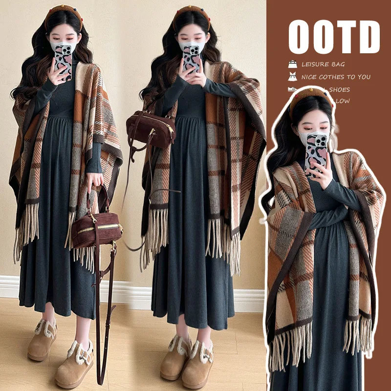 Autumn Winter Maternity Clothes Set Gray Base Dress + Plaid Cape 2pcs Pregnant Woman Vintage Outwear Elegant Pregnancy Shawl